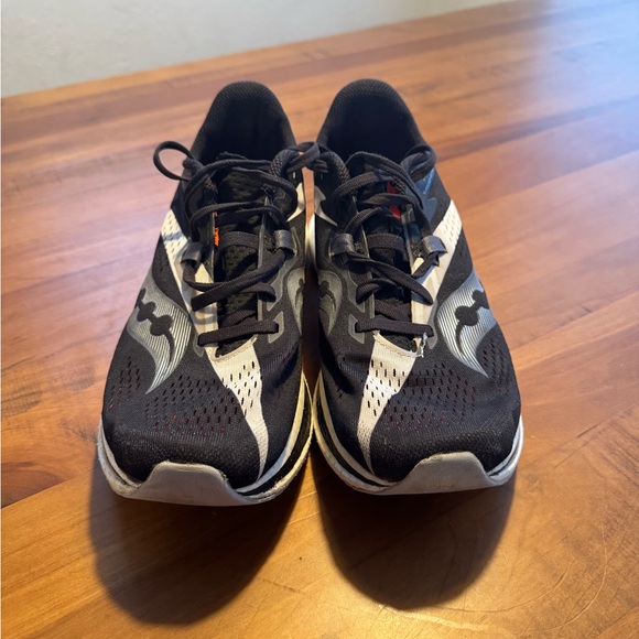 Saucony Men's Endorphin Pro 2 Running Shoe - Picture 2 of 7